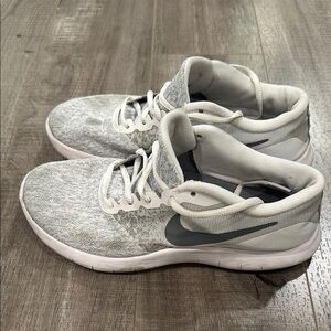 Nike Women's Athletic Shoes - Gray and White